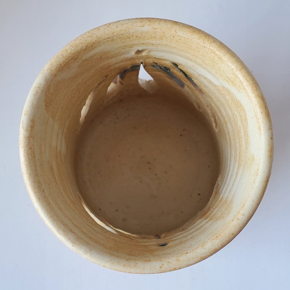 Signed Studio Pottery Tealight Holder or Orchid Pot - Picture 6 of 10